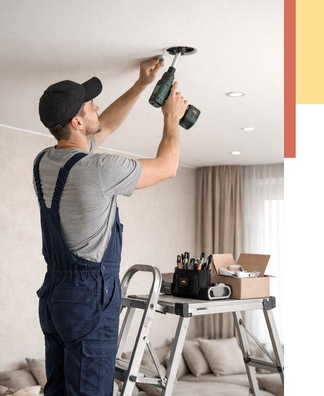 Установка и монтаж точечных светильников в натяжной потолок в Скопине от 1876 руб. | ОТДЕЛОЧНИК-Скп